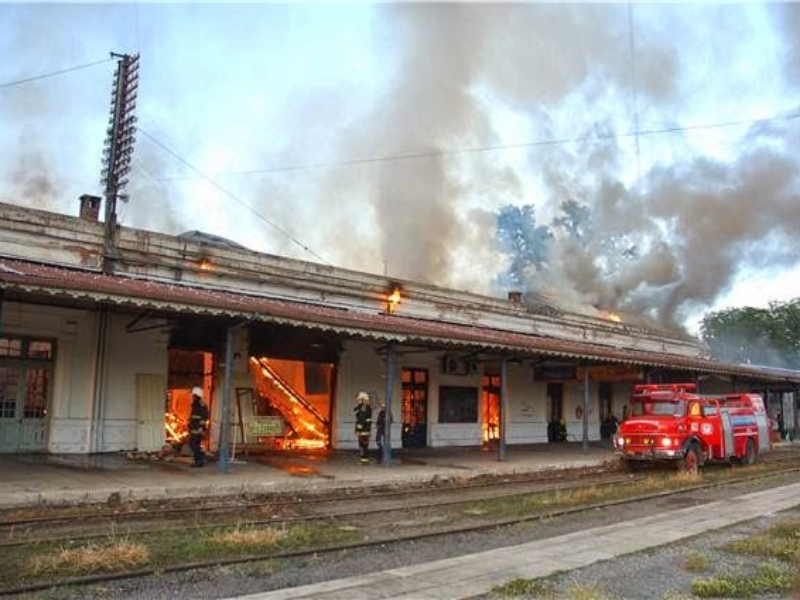 11 AÑOS DEL VORAZ INCENDIO DEL MUSEO Y ARCHIVO DE PERGAMINO