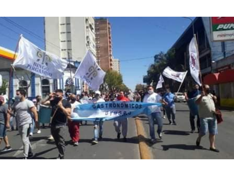 TRABAJADORES DEL BINGO RECLAMARON POR SUS PUESTOS LABORALES