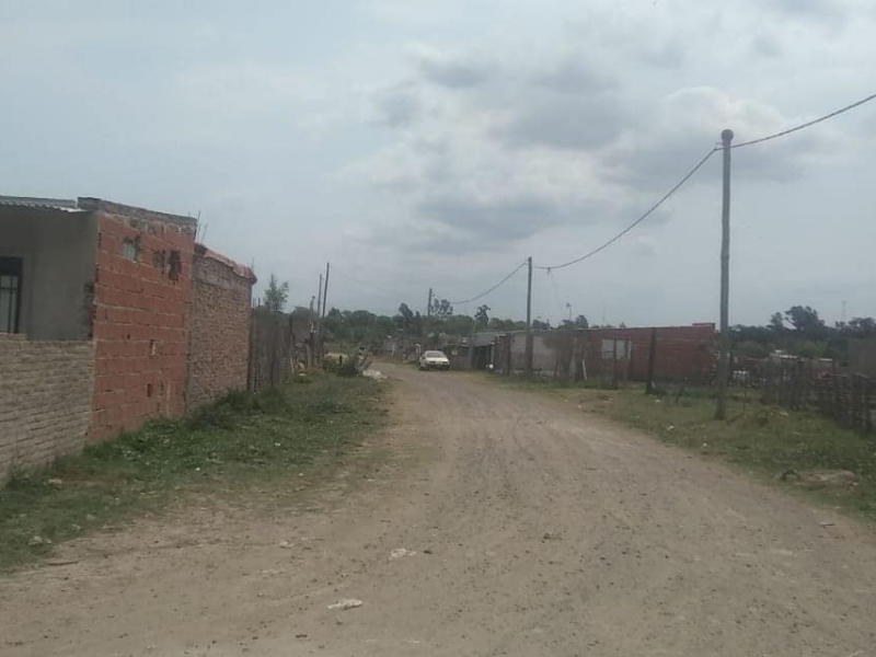 VECINOS RECLAMAN AGUA POTABLE PARA BARRIO NEWBERY